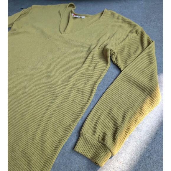 FP Beach Sweater Set Olive Skirt FREE PEOPLE Size Medium UO Ruffle Lagenlook Y2K - Picture 7 of 12